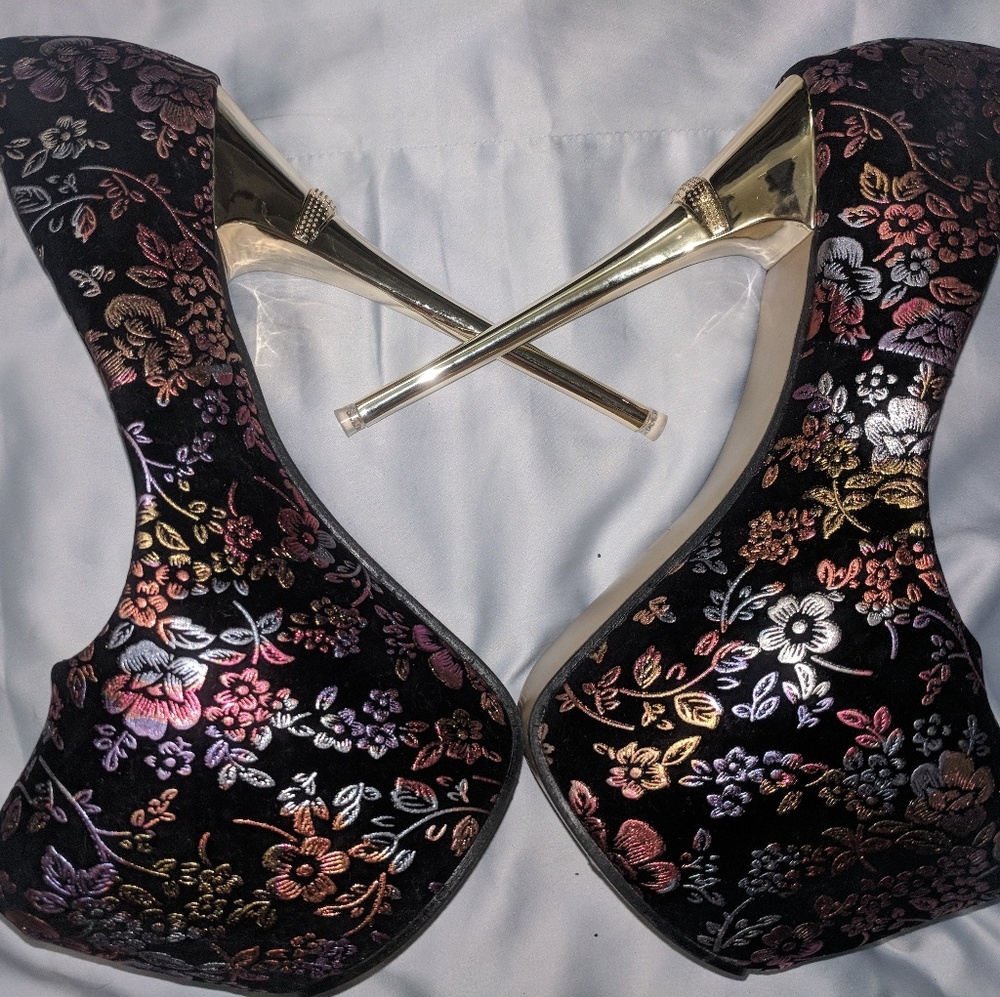 Floral brocade platform heels